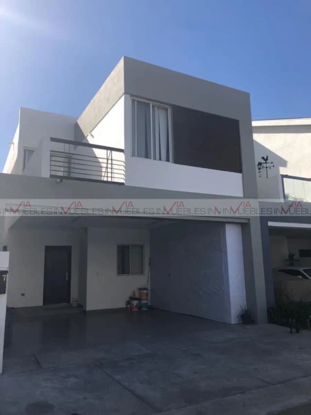 Casa en Renta en Espacio Cumbres, Monterrey, Nuevo León