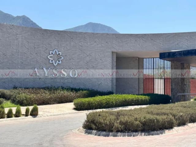 Terreno en Venta en Yerbaniz, Santiago, Nuevo León