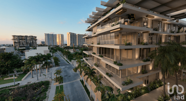 Departamento a la venta en zona exclusiva Puerto Cancún con 4 recamaras. Oportunidad de inversión