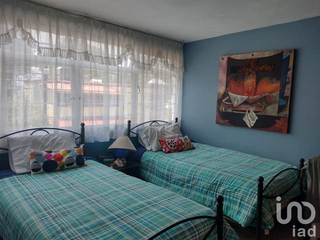 CASA EN VENTA EN CONDOMINIO CON ALBERCA PRIVADA EN CUERNAVACA, MORELOS