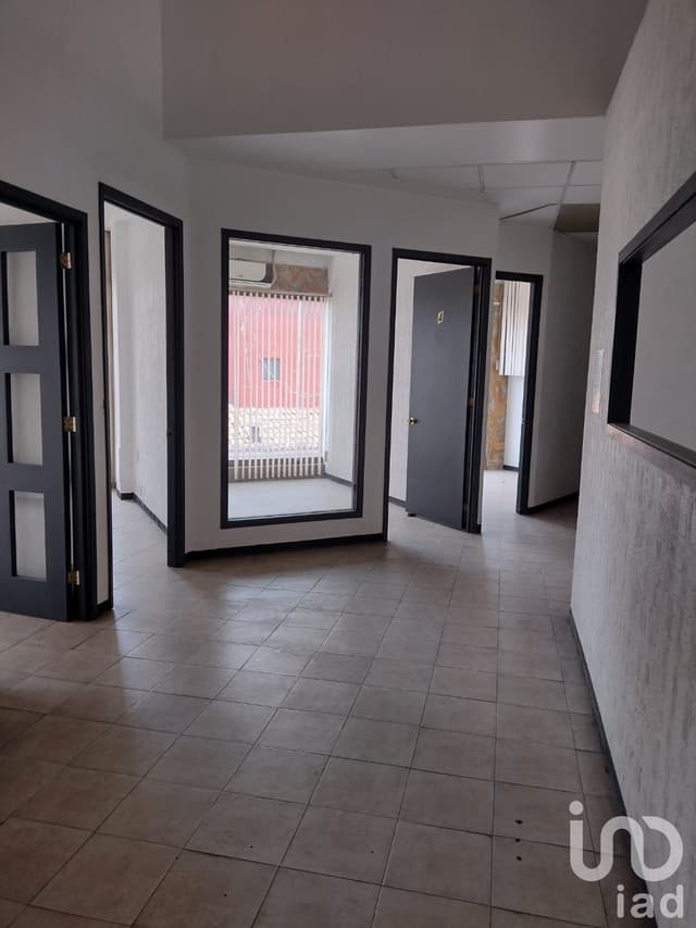 RENTA LOCAL COMERCIAL PLAZA TEOPANZOLCO EN CUERNAVACA MORELOS