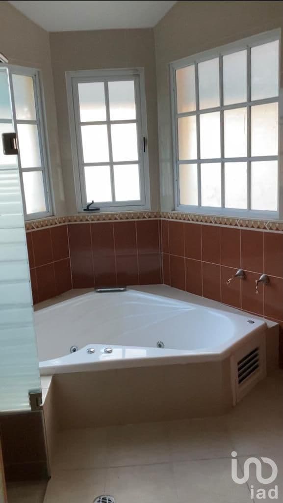 CASA DE 4 RECAMARAS Y ALBERCA EN VENTA EN BOCA DEL RIO, VERACRUZ