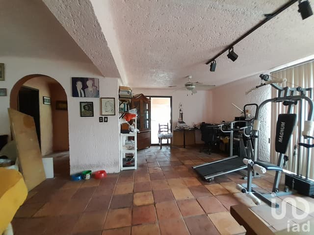 Casa en Venta con Alberca y Jardín Pedregal de las Fuentes, Jiutepec, Morelos