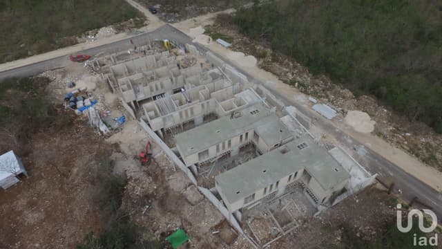 Casa en Pre-venta de 3 Recámaras y piscina en Temozon Norte