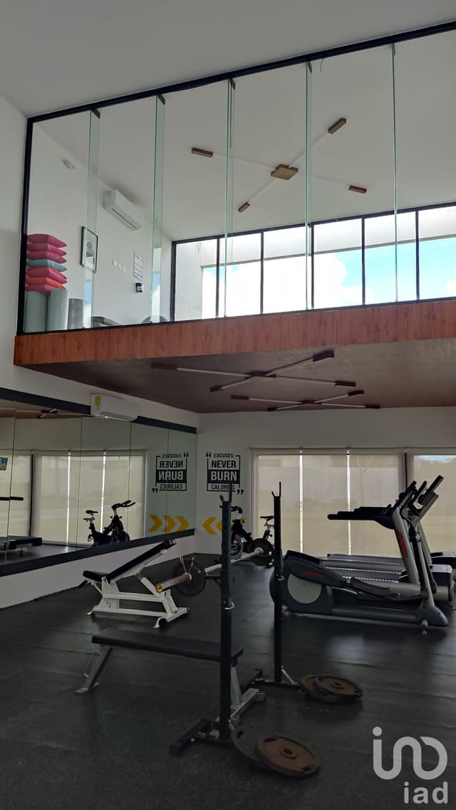 Pre-venta de casa de cuatro recàmaras, Conkal, Yucatàn. L108