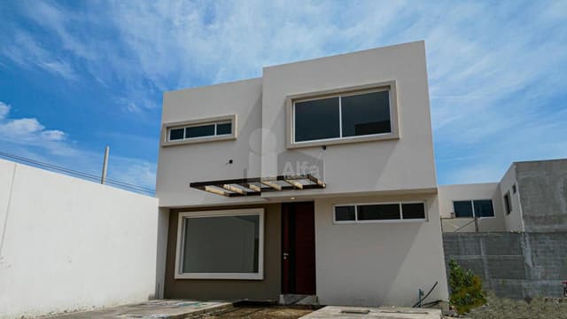 Residencia nueva a una cuadra de Av. Tecnológico en Metepec