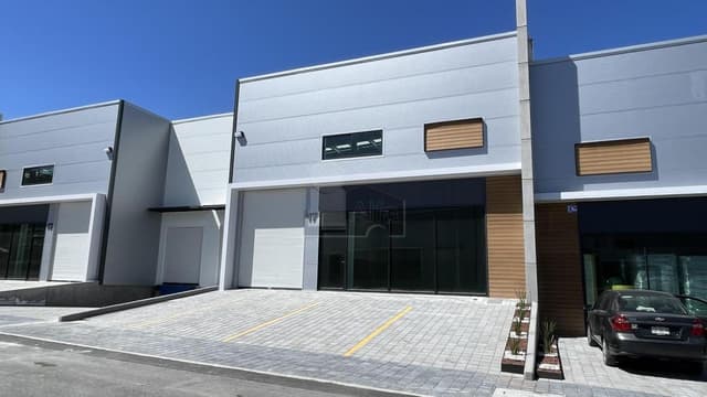 Bodegas nuevas en venta junto al PIQ Querétaro, dentro de parque industrial