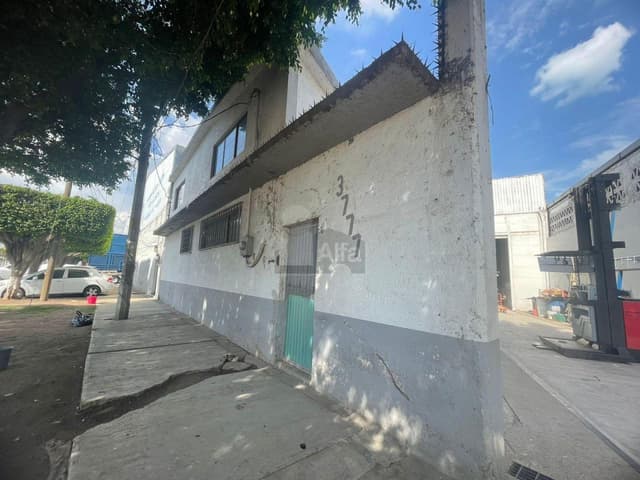 Bodega en Renta en Col. Los Álamos, Irapuato, Gto.