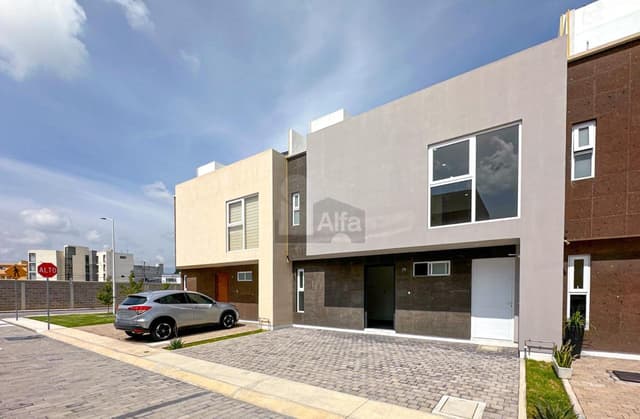 Casa en condominio en venta en Agrícola Álvaro Obregón, Metepec, México