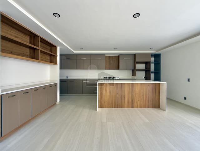 Casa en venta y/o renta en Querétaro. Fraccionamiento Altozano.