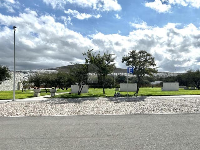 Terreno en venta en Querétaro. Fraccionamiento Zibatá.