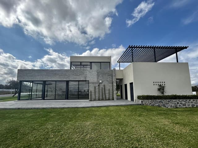 Terreno en venta en Querétaro. Fraccionamiento Zibatá.