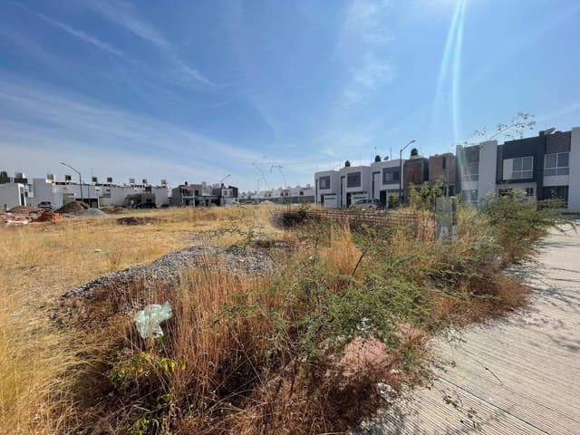 Casa en venta Villas de Bernalejo