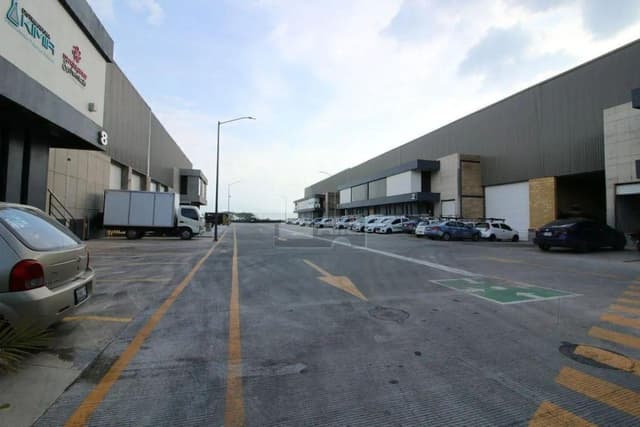 Bodega industrial en venta en Los Lermas, Guadalupe, Nuevo León