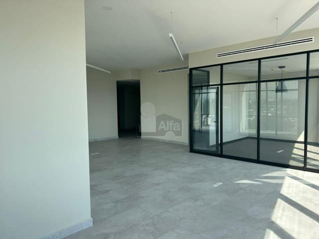 Oficina en venta o renta en Col. República, Plaza Distrito V Saltillo, Coahuila