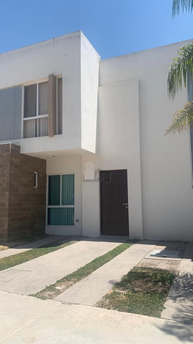 Casa en Renta en La Cantera Residencial, Privada con Alberca en zona de Villa de Pozos