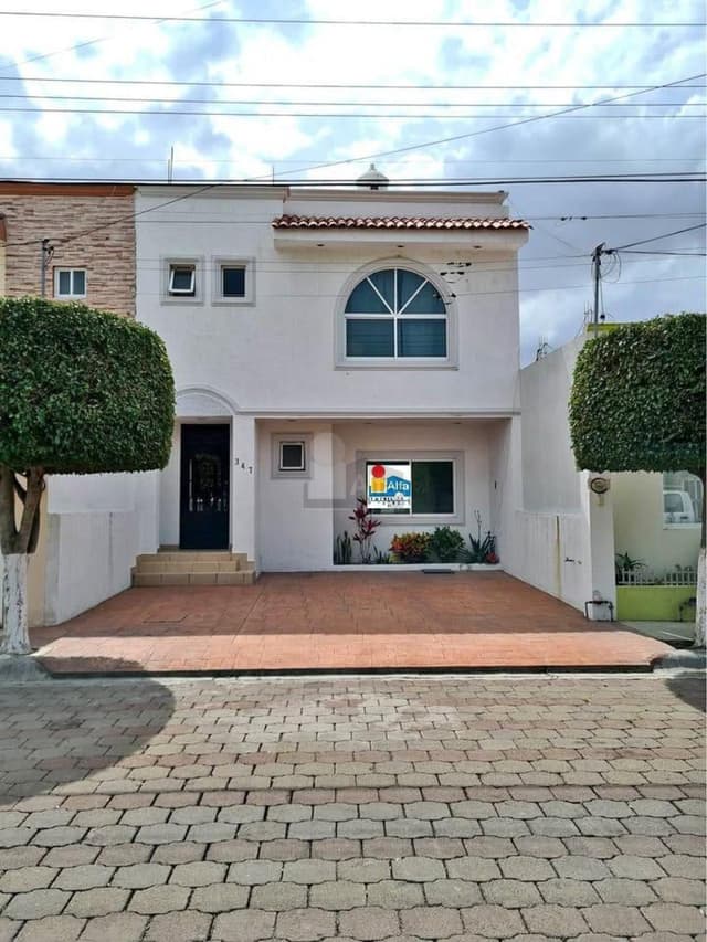 Casa en Venta el cortijo, Irapuato Gto.