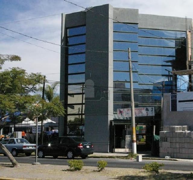 Oficina comercial en en renta Col. Anzures, Puebla.
