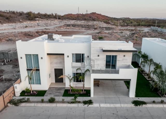 Casa en Venta modelo Ezcaray en La Coruña, sección Riazor, Hermosillo, Sonora