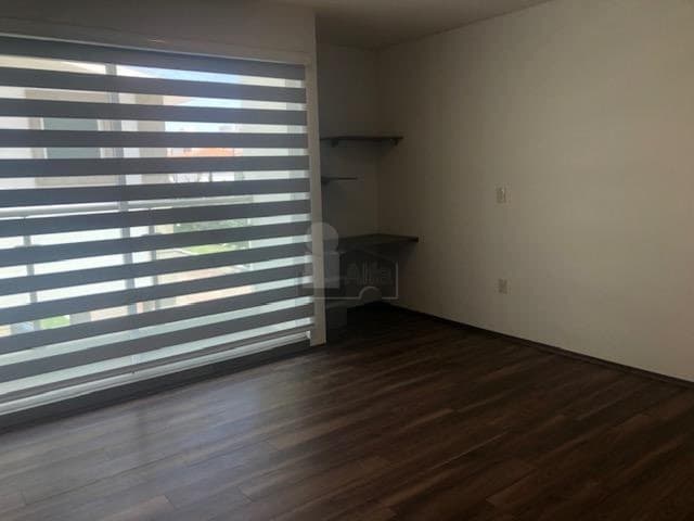 Venta de casa en Metepec, casa de tres niveles ubicada en eel Residencial Villas del Bicentenario