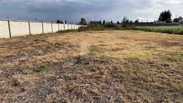 Terreno habitacional en venta en Lázaro Cárdenas, Metepec, México