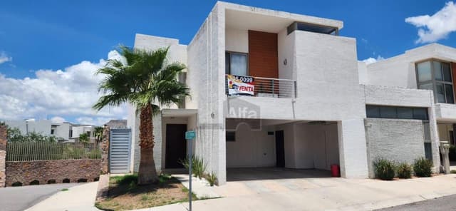 Casa sola en venta en Encordadas del Valle, Chihuahua, Chihuahua