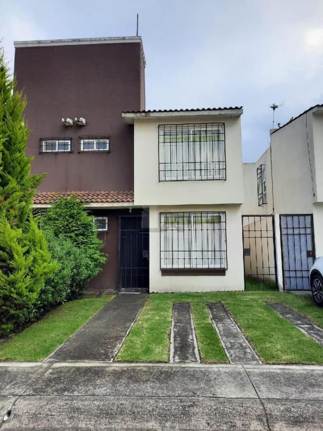 Casa sola en renta en Las Misiones, Toluca, México