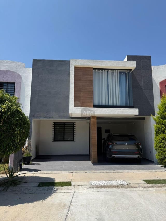 Casa en Venta en Rinconada del Echeveste, León, Gto. cerca a Morelos e Hilario Medina control acceso