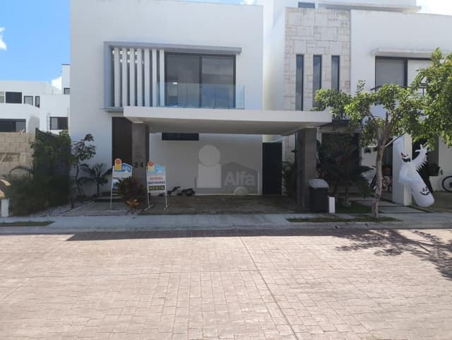 CASA DISPONIBLE PARA VENTA O RENTA En Río Cancun