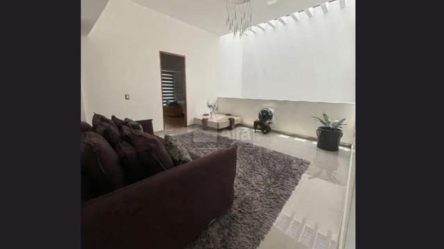 Casa de lujo en renta con jardín y acabados premium