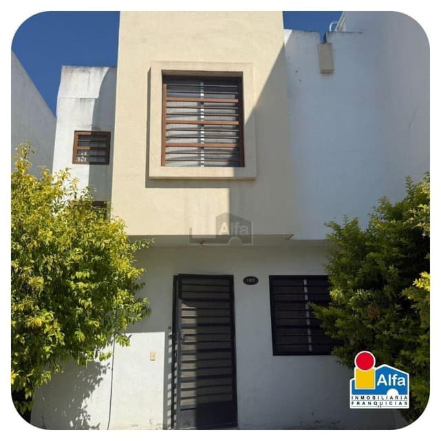 Casa en condominio en renta en Las Hadas, General Escobedo, Nuevo León