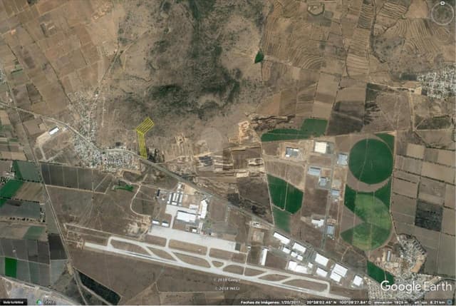 terreno comercial-industrial frente a aeropuerto