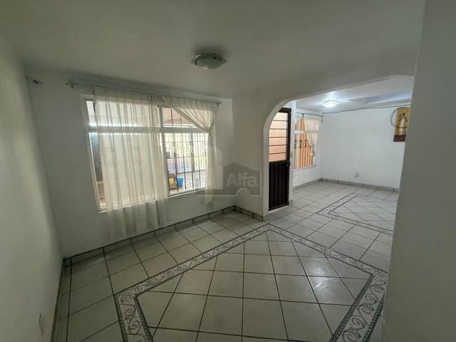 Casa sola en venta en Bosques de Colón, Toluca, México