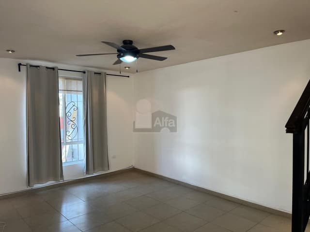 Casa en renta, Las Lomas, Garcia, Nuevo León. sector Bosque