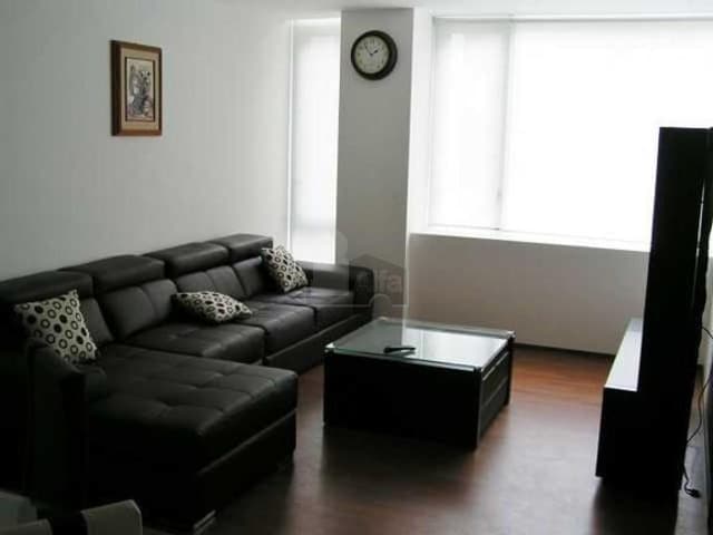 Se renta bonito departamento amueblado de 2 recámaras en condominio Infiniti Santa Fe