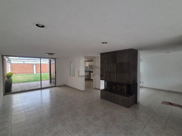 Casa en condominio en venta en La Providencia, Metepec, México