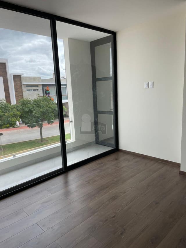 Casa sola en venta en Lombardía, Irapuato, Guanajuato