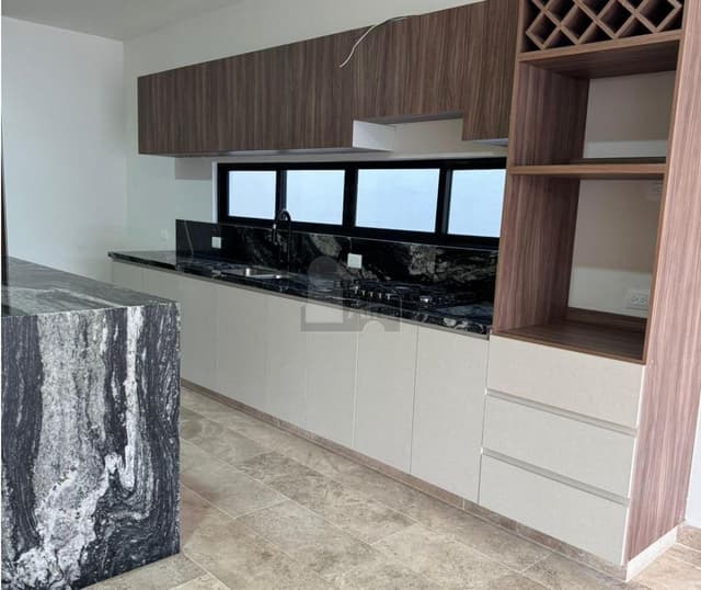 Casa en Venta Temozón Norte, Merida, Yucatan. 3 Recamaras con baño, cuarto servicio, Piscina