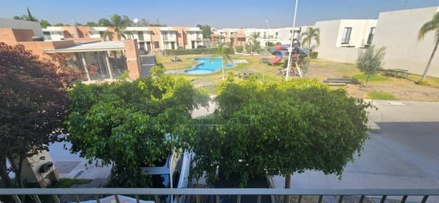 Casa en condominio en venta en Puerta de Piedra, Corregidora, Querétaro