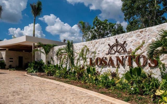 Terreno Residencial en Losantos Cancún – 300 m² | Amenidades de Lujo y Alta Plusvalía