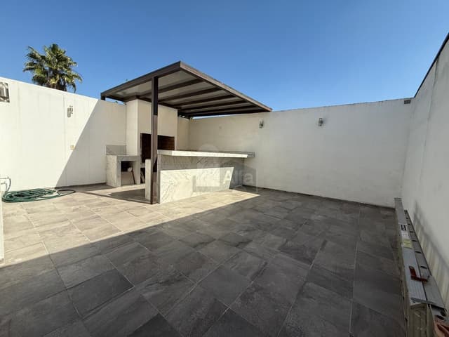 Casa en renta, Las Lomas sector Bosques, García, Nuevo León.