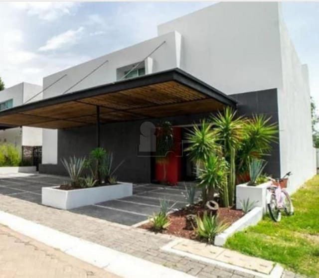 Casa en renta o venta en Rinconada Jurica, Jurica, Queretaro