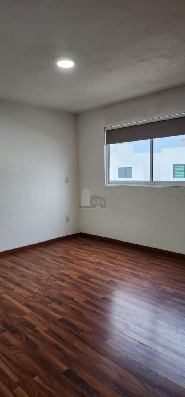 Venta de casa en San Mateo Atenco, ubicada en el frccionamiento Hacienda Real