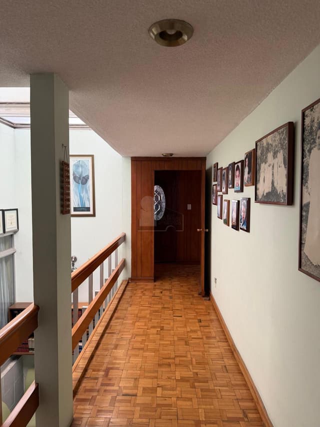 Propiedad EN VENTA para desarrollo habitacional vertical, comercial o mixto en Av.18 de Marzo