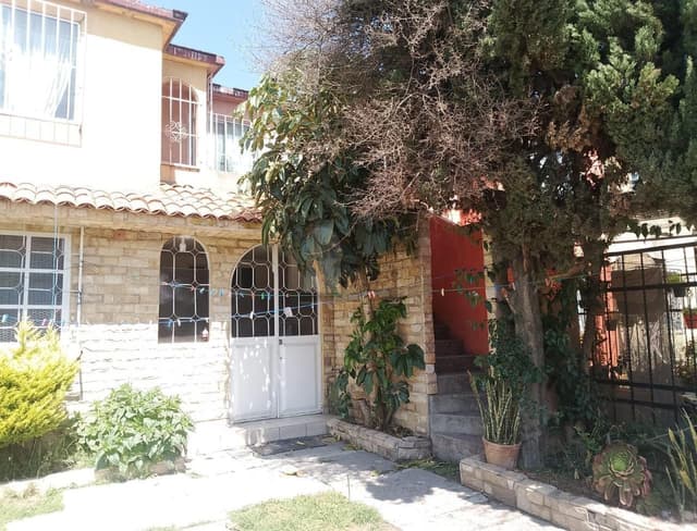 Casa en Venta en Prados Tollocan, Toluca Estado de México