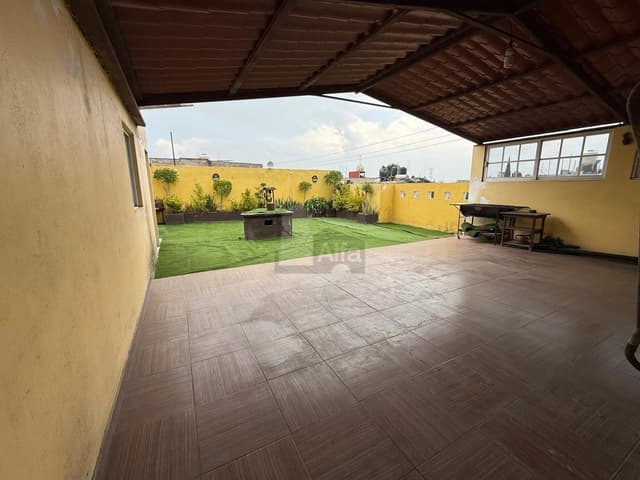 Casa Sola en Venta (ejido) en la Col. Alvaro Obregón en San Mateo Atenco