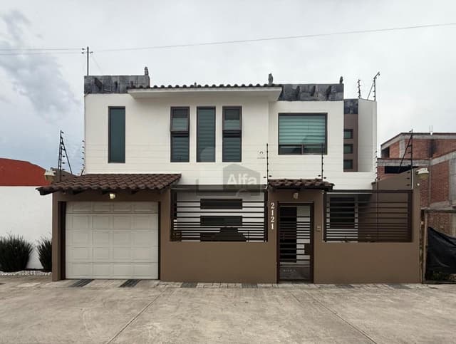 Casa en venta en privada cerrada en Col.Bellavista ,Metepec Estado de México