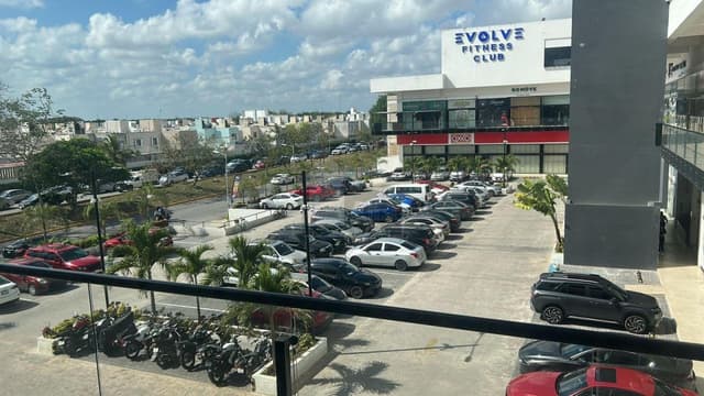 Renta local Master Plaza