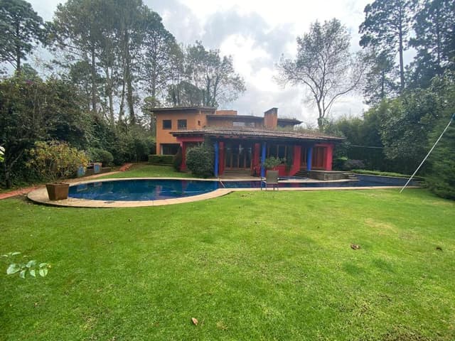 CASA EN VENTA EN AVANDARO