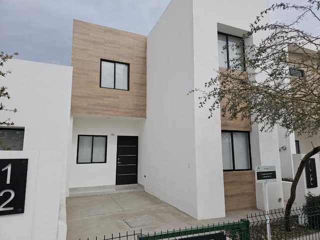 CASA EN VENTA EN SECTOR VIÑEDOS, TORREÓN, COAHUILA